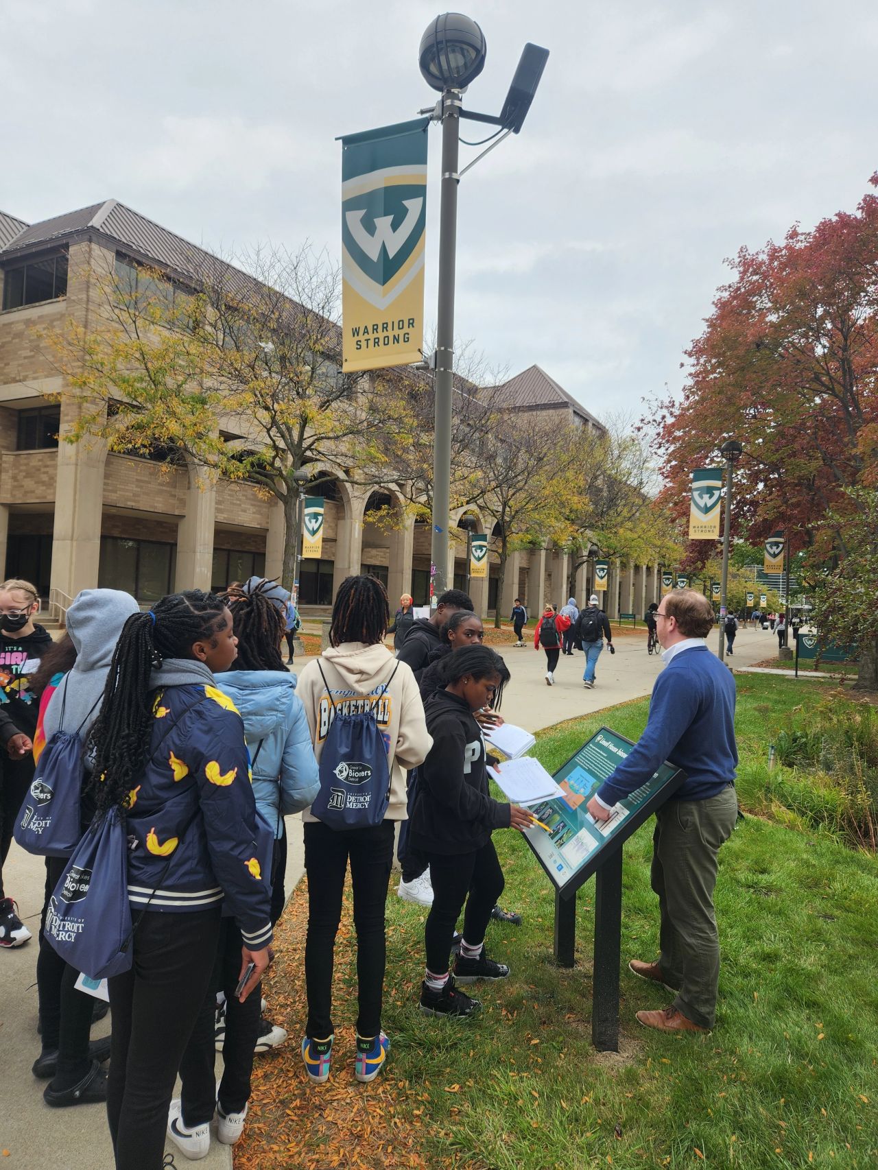 CLEAR hosts school students and community workshop at 2023 Great Lakes Bioneers Detroit