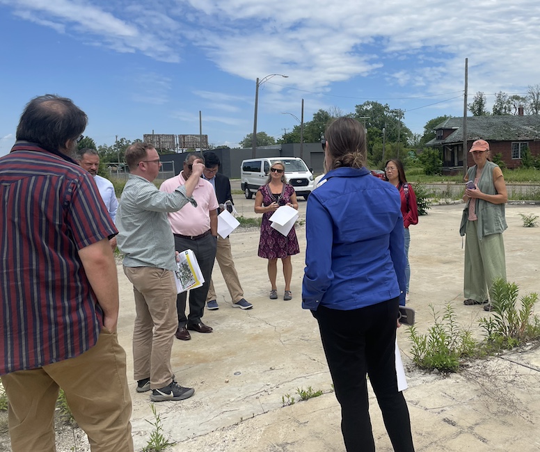 NIEHS SRP and External Advisory Committee visit CLEAR, tour fieldwork sites