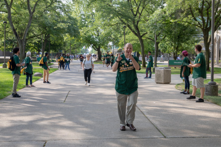 Strauss celebrates 20 years as dean of students