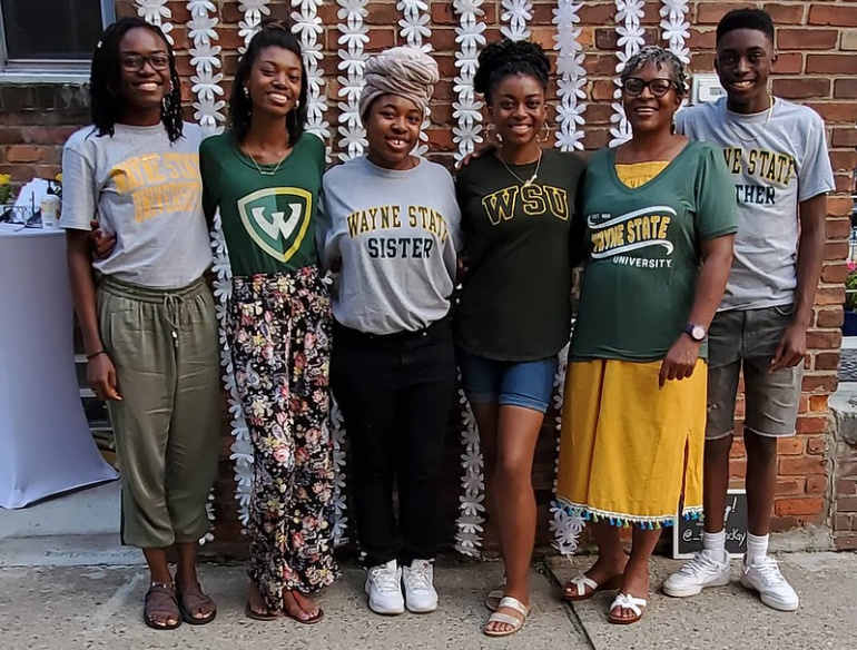 Grab some Wayne State swag for Mother's Day